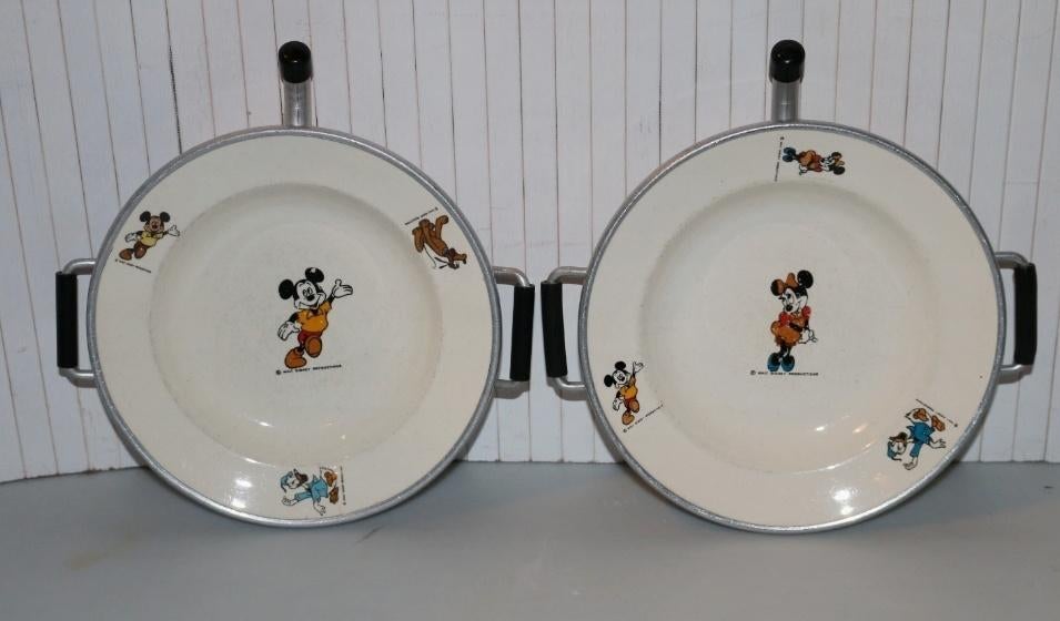 Disney 2 papbordjes 100% cormar waterdicht vintage Mickey, Ophalen of Verzenden, Mickey Mouse, Gebruikt, Servies