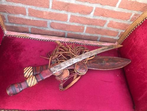zeer apart N-Afrikaans zwaard, Verzamelen, Militaria | Algemeen, Overige soorten, Zwaard of Sabel, Azië, Ophalen of Verzenden