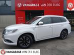 Mitsubishi Outlander 2.0 PHEV Instyle TREKHAAK 1500KG, Euro 6, 4 cilinders, 1820 kg, Wit