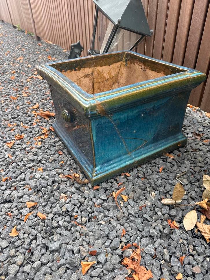 Beschadigde Plantenbak - Voor de Handige Harry, Tuin en Terras, Bloembakken en Plantenbakken, Gebruikt, Steen, Binnen, Minder dan 30 cm