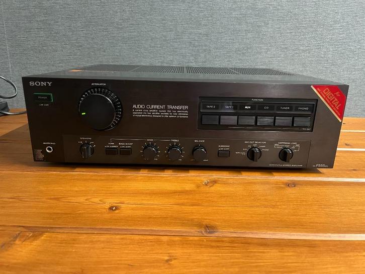 Nette Sony TA-F555ES versterker . 2xMM en 2x MC phono ingang, Audio, Tv en Foto, Versterkers en Receivers, Gebruikt, Stereo, 60 tot 120 watt