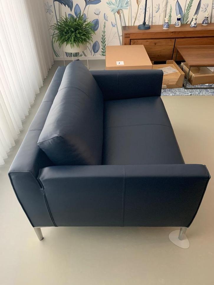 Design on Stock Heelz Love Seat leer, Huis en Inrichting, Banken | Bankstellen, Zo goed als nieuw, Rechte bank, Tweepersoons, Minder dan 150 cm