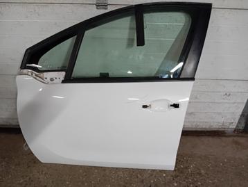 Peugeot 208 deur ewpb beschikbaar voor biedingen
