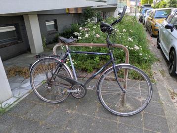 fiets Den Helder gratis oud ijzer beschikbaar voor biedingen