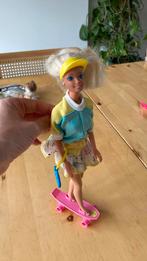 Rock and roll barbie en skate barbie jaren 90, Kinderen en Baby's, Speelgoed | Poppen, Ophalen of Verzenden, Gebruikt, Barbie