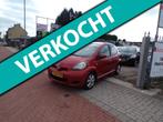 Toyota Aygo 1.0-12V Cool, Auto's, Toyota, Voorwielaandrijving, Euro 5, Gebruikt, 4 stoelen