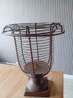 Franse draadmand op voet 30cm hoog 15 euro, Ophalen of Verzenden