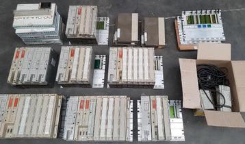 Mega partij Siemens PLC S5 115U serie PLC en IO modules beschikbaar voor biedingen