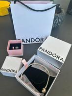 Pandora armband met 2 charms, Met edelsteen, Ophalen of Verzenden, Zo goed als nieuw, Zilver