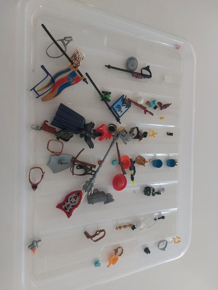 Mooi playmobil kasteel met veel poppetjes en accessoires., Kinderen en Baby's, Speelgoed | Playmobil, Gebruikt, Los playmobil
