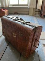 Vintage Gemarmerde Metalen hut Koffer met metalen stang, Ophalen