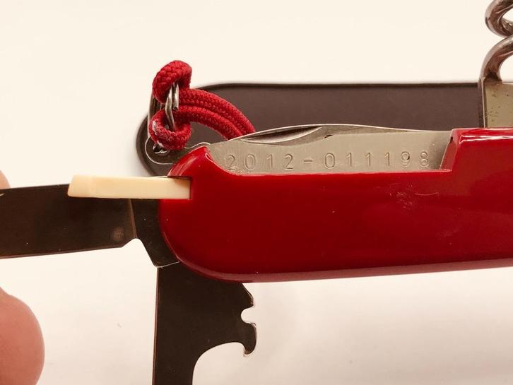 Victorinox  Numbered Spartan 2012 Limited Edition 115 Year U, Caravans en Kamperen, Kampeergereedschap, Gebruikt, Verzenden