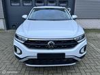 Volkswagen T-Roc 1.0 TSI Life Business, Auto's, Volkswagen, Te koop, 5 stoelen, Benzine, 17 km/l