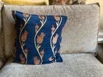 Blauw sierkussen met bloemmotief Esperanzo Deseo, Huis en Inrichting, Woonaccessoires | Kussens, Ophalen of Verzenden, Gebruikt