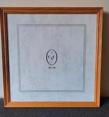 Eikenhouten lijst met ontspiegeld glas beschikbaar voor biedingen