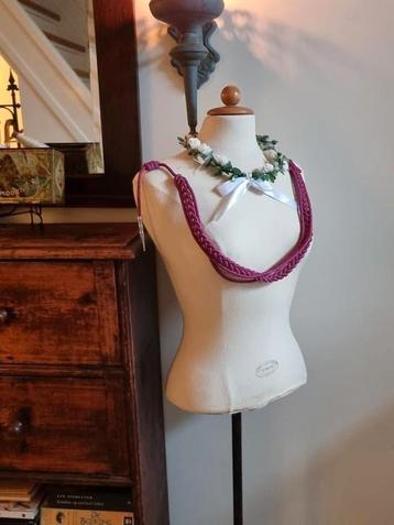 Mannequin Vendome paris, met voetsteun  beschikbaar voor biedingen