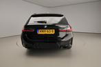 BMW 3 Serie Touring M340i xDrive | M-Sportpakket | LED | Led, Automaat, Stof, 1770 kg, Zwart