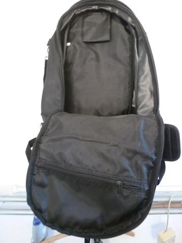 Grote Rugzak (2) beschikbaar voor biedingen