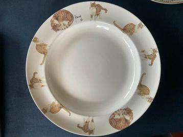Zeldzaam dinerbord Francien kattenservies beschikbaar voor biedingen