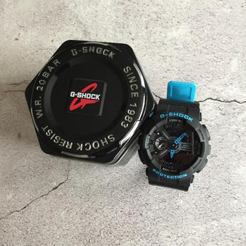 Zwarte met blauwe g shock type GA-110 g-shock gshock beschikbaar voor biedingen