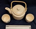 Theepotje met 2 kopjes, Huis en Inrichting, Gebruikt, Keramiek, Ophalen of Verzenden, Overige stijlen