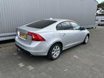 Volvo S60 1.6 T4 Kinetic LED AUTOMAAT Navi LM 116Dkm NAP! --, Auto's, Volvo, Stof, Gebruikt, Zwart, 179 pk