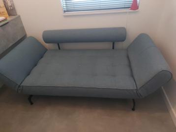 Te Koop Mooie slaapbank beschikbaar voor biedingen