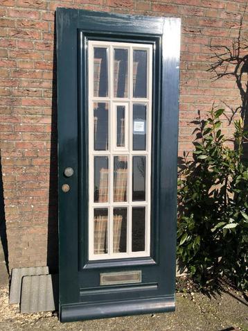 |Hardhouten buitendeur| voordeur| enkelglas| 219,5X 88| beschikbaar voor biedingen