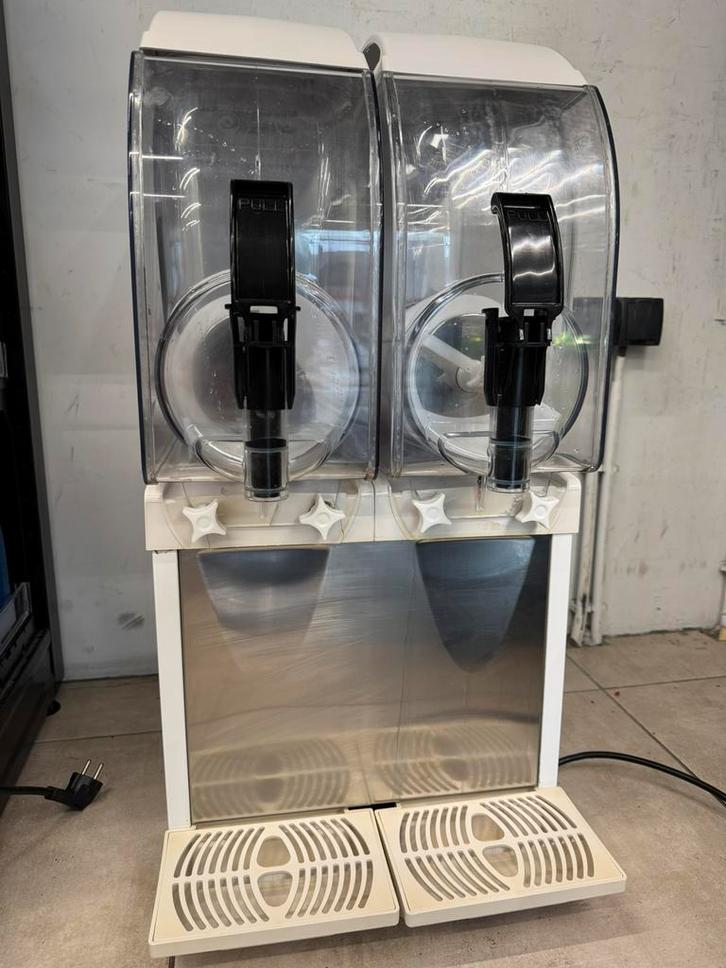 I-Pro Slush puppie machine ijs, Witgoed en Apparatuur, IJsmachines, Zo goed als nieuw, Ophalen