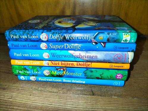 Dolfje Weerwolfje boeken, Paul van Loon, va €3,50 per stuk, Boeken, Kinderboeken | Jeugd | 10 tot 12 jaar, Gelezen, Fictie, Ophalen of Verzenden