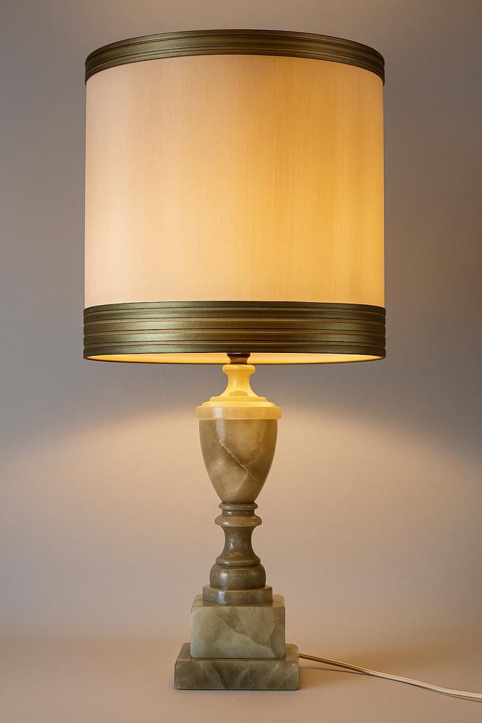 Klassieke vintage tafellamp natuursteen/albast 72,5 cm hoog, Huis en Inrichting, Lampen | Tafellampen, Zo goed als nieuw, 50 tot 75 cm