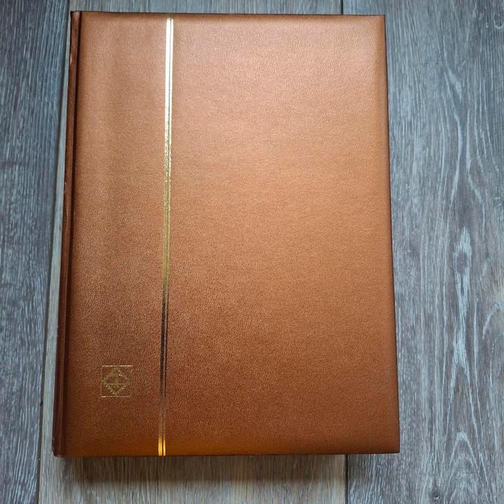 Mooi vol insteekalbum, 64 bladen met zegels van Belgie, Audio, Tv en Foto, Fotoalbums en Accessoires, Zo goed als nieuw, Ophalen of Verzenden