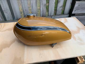 Zeer nette honda cb 500 four Tank  beschikbaar voor biedingen