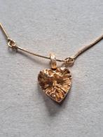 Gouden ketting met hanger uit Finland, Ophalen of Verzenden, Goud, Ketting