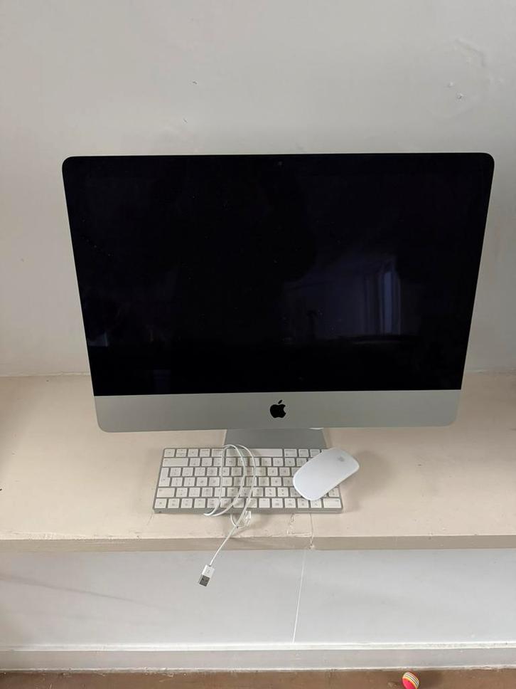 Imac 21,5 inch 4k Retina, Computers en Software, Apple Desktops, Zo goed als nieuw, iMac, 3 tot 4 Ghz, Ophalen of Verzenden