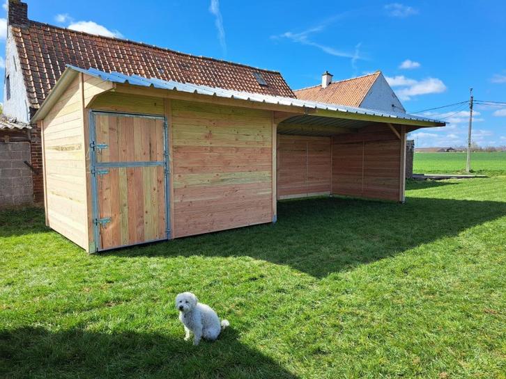 Paardenstal en Schuilstal in één lijn (3x4/3x6), Dieren en Toebehoren, Stalling en Weidegang, Stalling, Weidegang, 2 of 3 paarden of pony's
