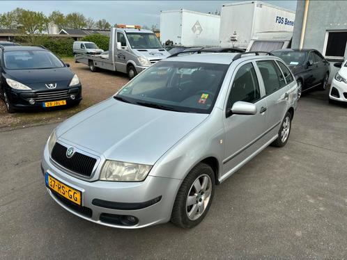 Skoda Fabia 1.4 Combi 55KW 2005 Grijs NETTE AUTO!!, Auto's, Skoda, Bedrijf, Fabia, Benzine, C, Stationwagon, Handgeschakeld, Origineel Nederlands