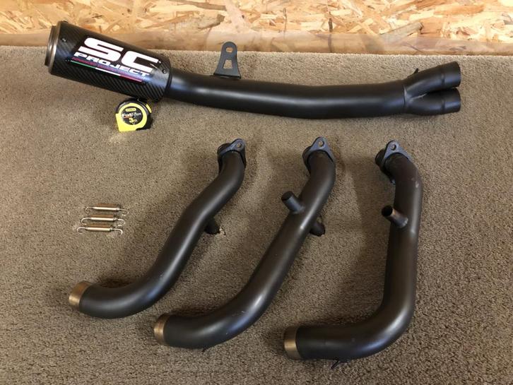 SC Project CR-T Black uitlaat systeem Triumph Trident 660, Motoren, Onderdelen | Overige, Gebruikt, Verzenden