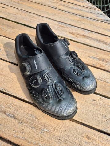 Shimano XC702 maat 42 wijd beschikbaar voor biedingen