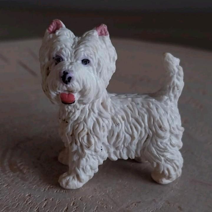 Schleich highland terriër, Verzamelen, Dierenverzamelingen, Zo goed als nieuw, Beeldje of Figuurtje, Hond of Kat, Ophalen of Verzenden