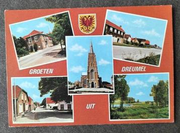 Groeten uit Dreumel (o.a. Gemeentehuis,  Sint Barbarakerk) beschikbaar voor biedingen