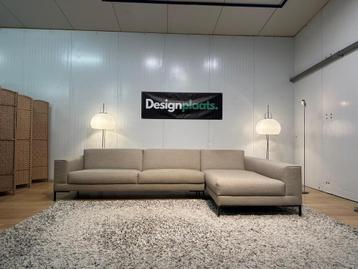 NIEUWSTAAT Beige Aikon Hoekbank Design on Stock – 325 cm beschikbaar voor biedingen