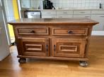Houten dressoir met lades en klapdeuren met slot, Ophalen, Gebruikt, 100 tot 150 cm, Eikenhout