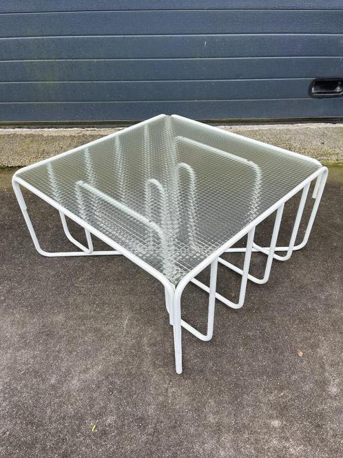 Salontafel jaren 70 80 post modern wit metalen buisframe, Huis en Inrichting, Tafels | Salontafels, Gebruikt, Minder dan 50 cm
