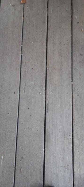 Hardhouten vlonderplanken beschikbaar voor biedingen