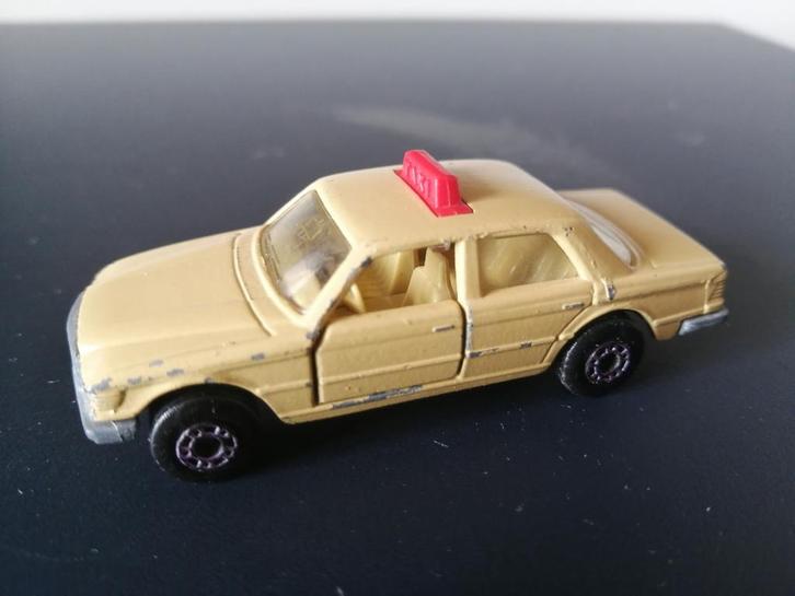 Lesney Matchbox Superfast #56 Mercedes 450 SEL Taxi, Hobby en Vrije tijd, Modelauto's | Overige schalen, Zo goed als nieuw, Auto