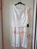 Kostuum rok met blouse maat 42, Beige, Maat 42/44 (L), Nieuw, Cocktailjurk