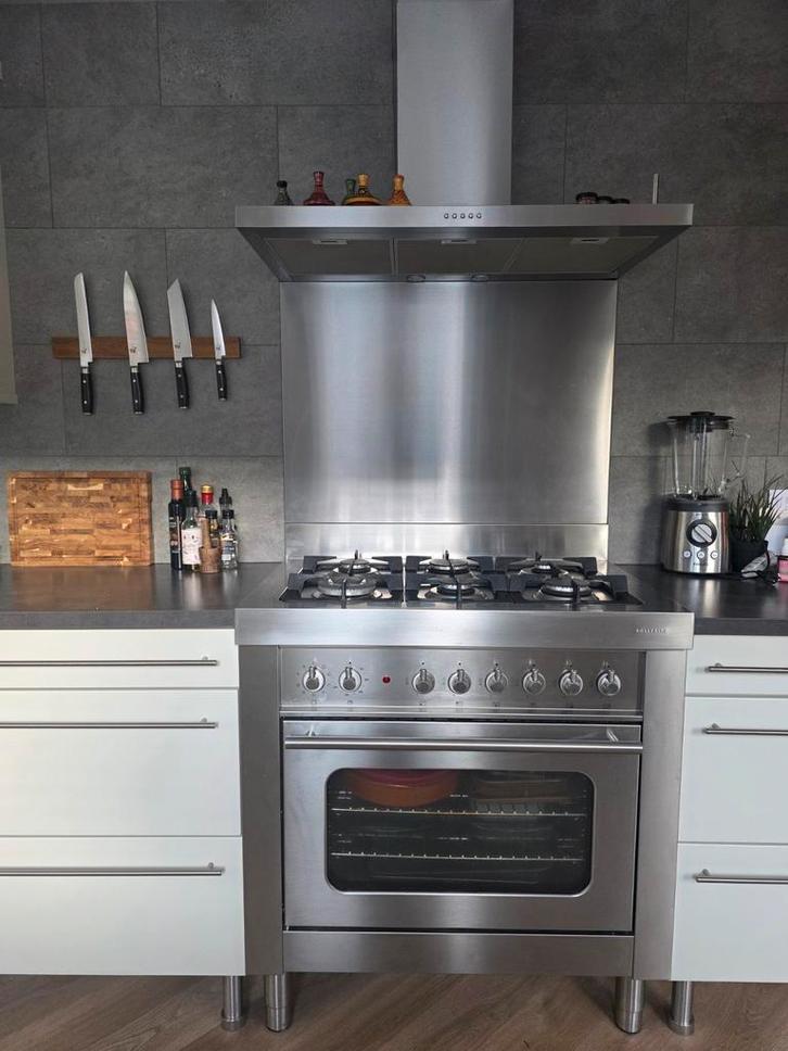 Solitaire Oven & Gasfornuis met Afzuigkap - Zeer Goede Staat, Witgoed en Apparatuur, Fornuizen, Gebruikt, Vrijstaand, Gas, 5 kookzones of meer