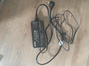 Oplader/adapter laptop beschikbaar voor biedingen