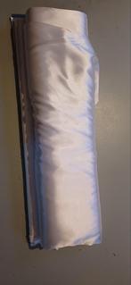 Witte Satijn Stof 22 meter 140 breed, Wit, Nieuw, Ophalen of Verzenden, 30 tot 120 cm